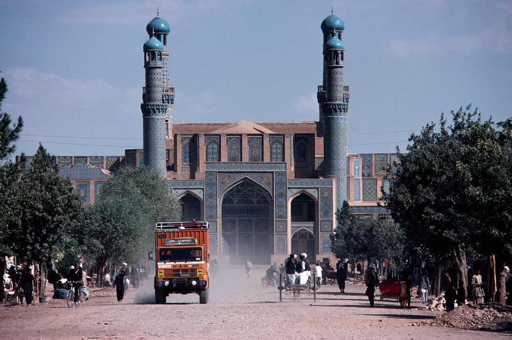 Globe trucker - Afganistan