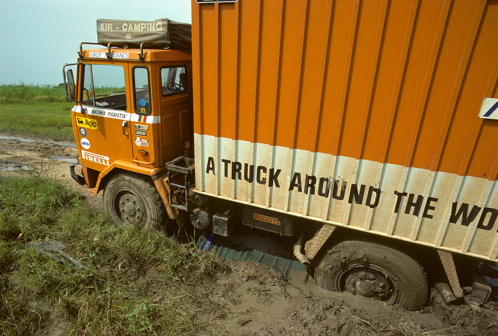 Globe trucker - Africa Nigeria