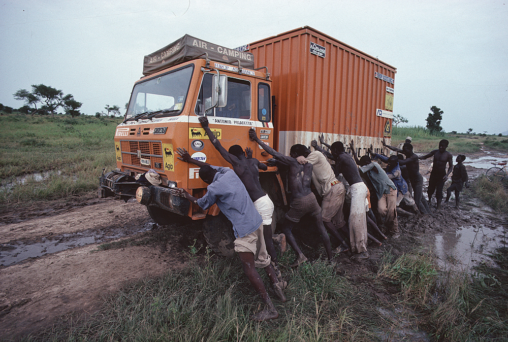Globe trucker - Africa Nigeria