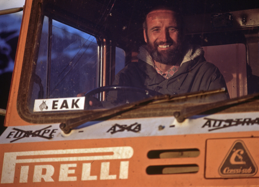 Cesare Gerolimetto alla guida del camion Pigafetta