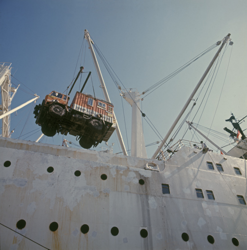 Globe trucker - Salita sul traghetto